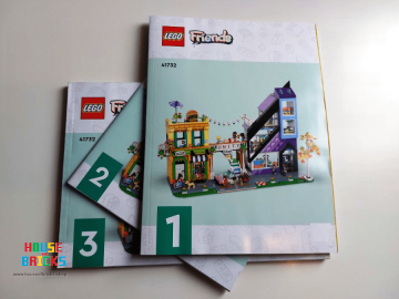 LEGO® Friends - Instructie Boekje 41732 (uit 2023) Friends, Bloemen- en Decoratiewinkel in de Stad