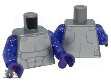 LEGO® 6480288 - 76382 - Torso, pantser, zilveren borstplaatprint, glitterende doorschijnende paarse armen, donkerpaarse handen