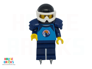 LEGO® cty1682 - City - Minifiguur - IJshockeyspeler - Man, Donker Blauw en Donker Blauw Shirt met Bergen, Donker Blauwe Benen en Schoudervullingen, Zwarte Helm, Witte Bril en Schaatsen